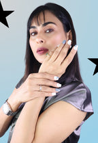 Earl Grey Press-On Nails – Medium Squoval White & Silver Minimal Nails