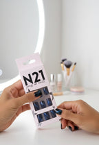 Cat Eye-Blue Press-On Nails – Medium Squoval Violet Cat-Eye Nails