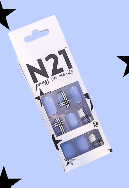Bluette Press-On Nails – Medium Squoval Blue Plaid Press-On Nails
